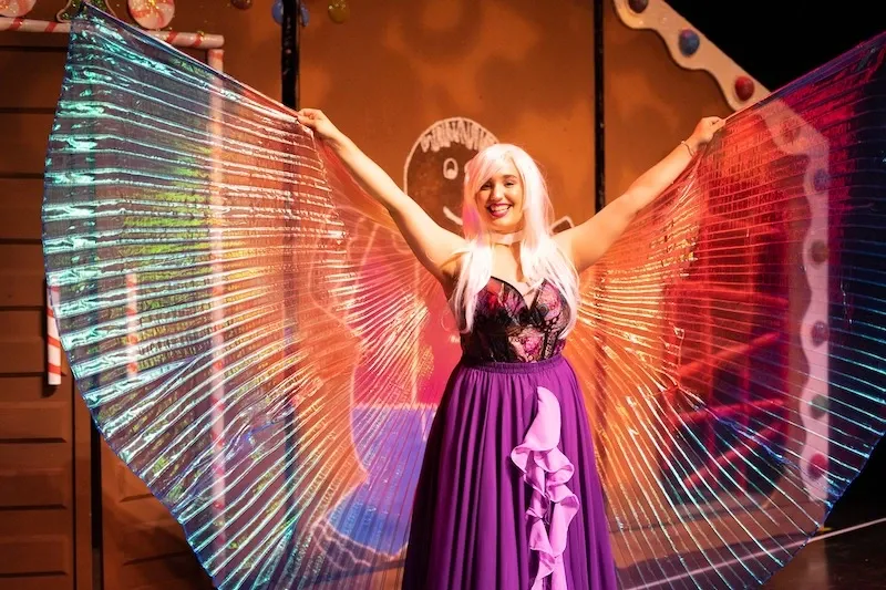 Catherine made her professional opera debut in 2019 portraying the Sandman and Dew Fairy in Hansel and Gretel with Magic City Opera. She reprised both roles in the 2020 production.